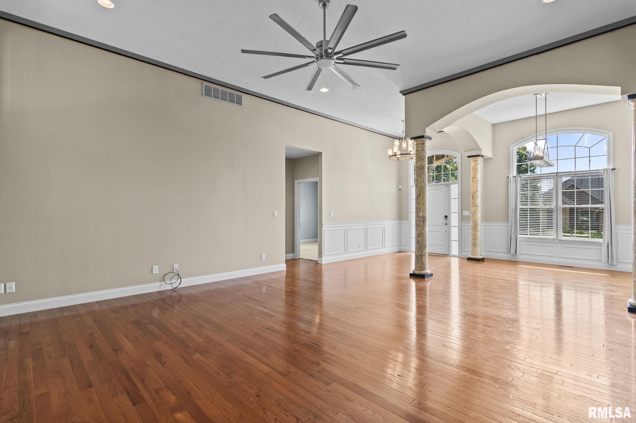 4301 Fiddlers Bend Springfield, IL 62711 - Photo 12 of 72