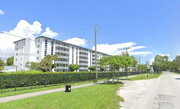 $1,500 | 16851 Northeast 23rd Avenue, Unit A217, North Miami Beach, FL 33160