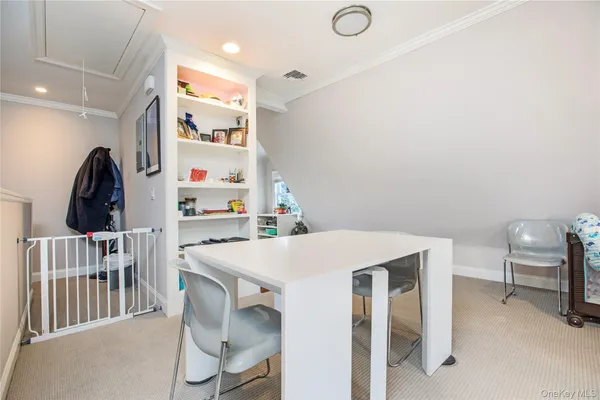 $3,800 | 199 Purchase Street, Unit 2, Rye, NY 10580