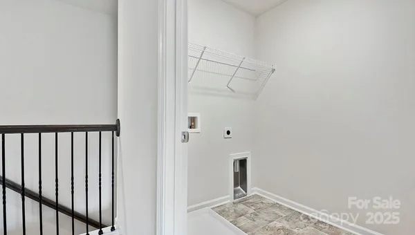 $284,990 | 346 Creekview Road, Hendersonville, NC 28792