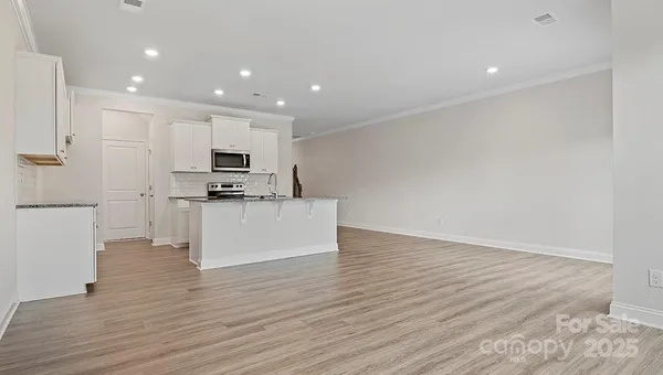 $284,990 | 346 Creekview Road, Hendersonville, NC 28792