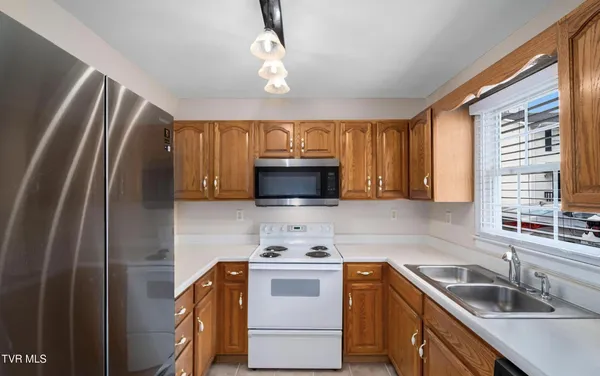 $170,000 | 716 King Springs Road, Unit 1, Johnson City, TN 37601