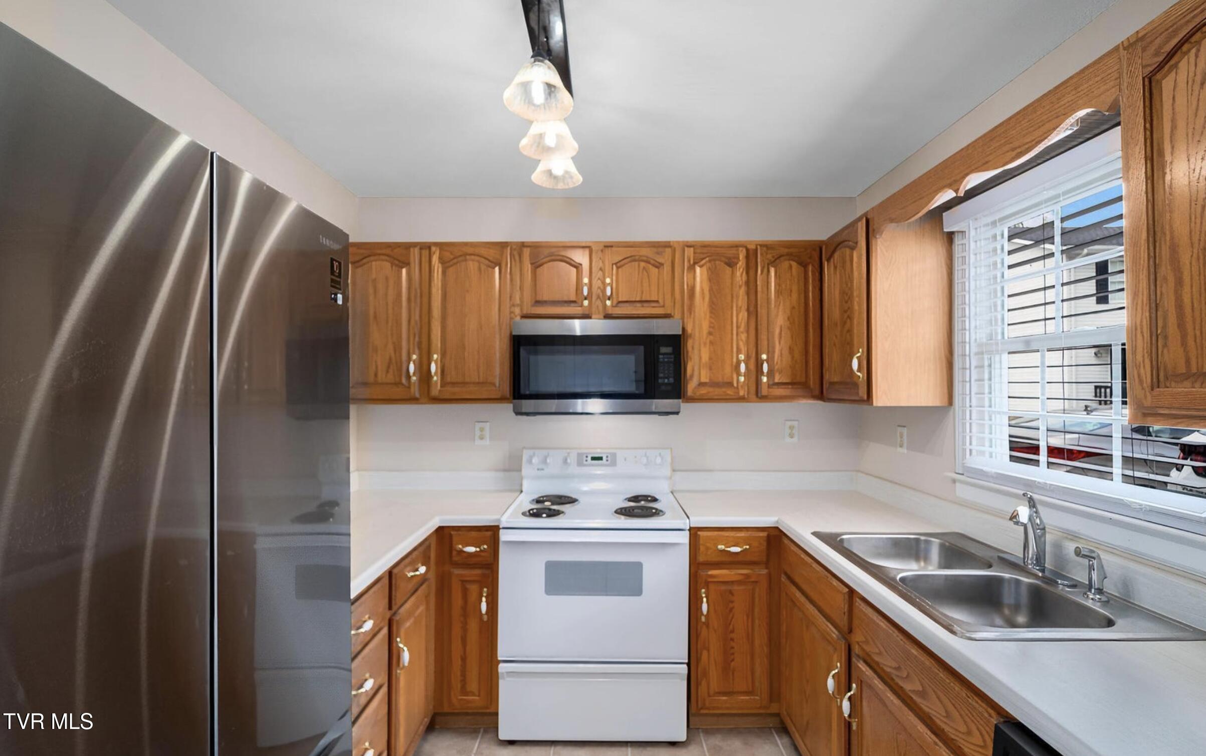 716 King Springs Road, Unit 1 Johnson City, TN 37601 - Photo 5 of 17 KS5