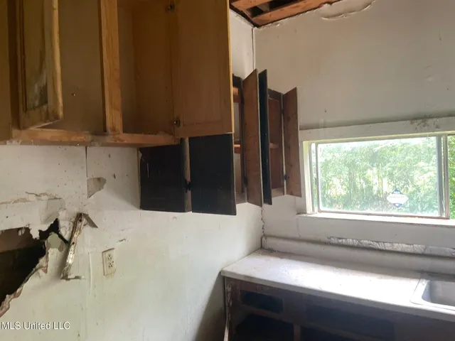 $4,000 | 1717 9th Avenue, Meridian, MS 39301