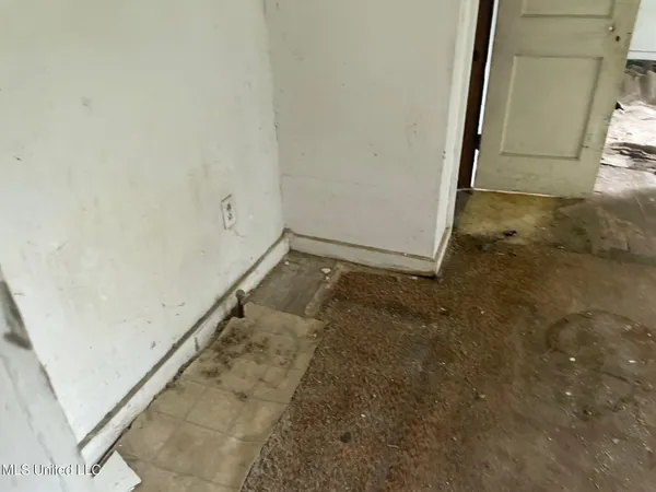 $4,000 | 1717 9th Avenue, Meridian, MS 39301