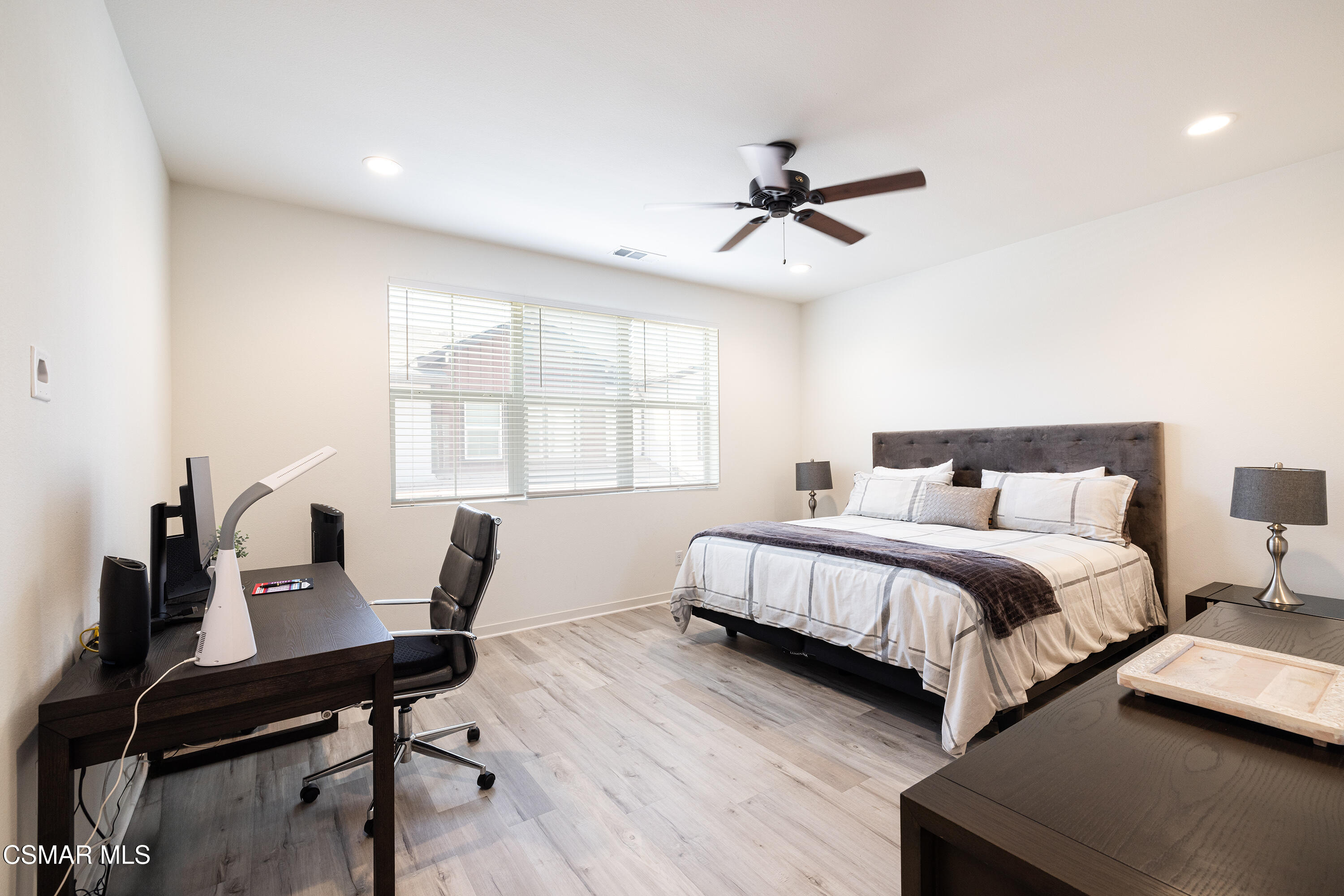 215 Red Brick Drive, Unit 3 Simi Valley, CA 93065 - Photo 15 of 29 Redbrick15