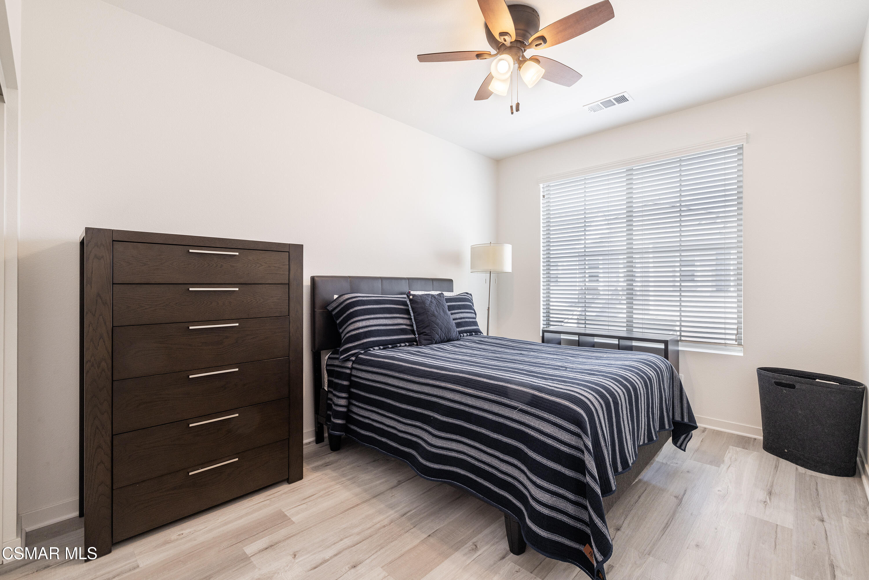 215 Red Brick Drive, Unit 3 Simi Valley, CA 93065 - Photo 21 of 29 Redbrick21