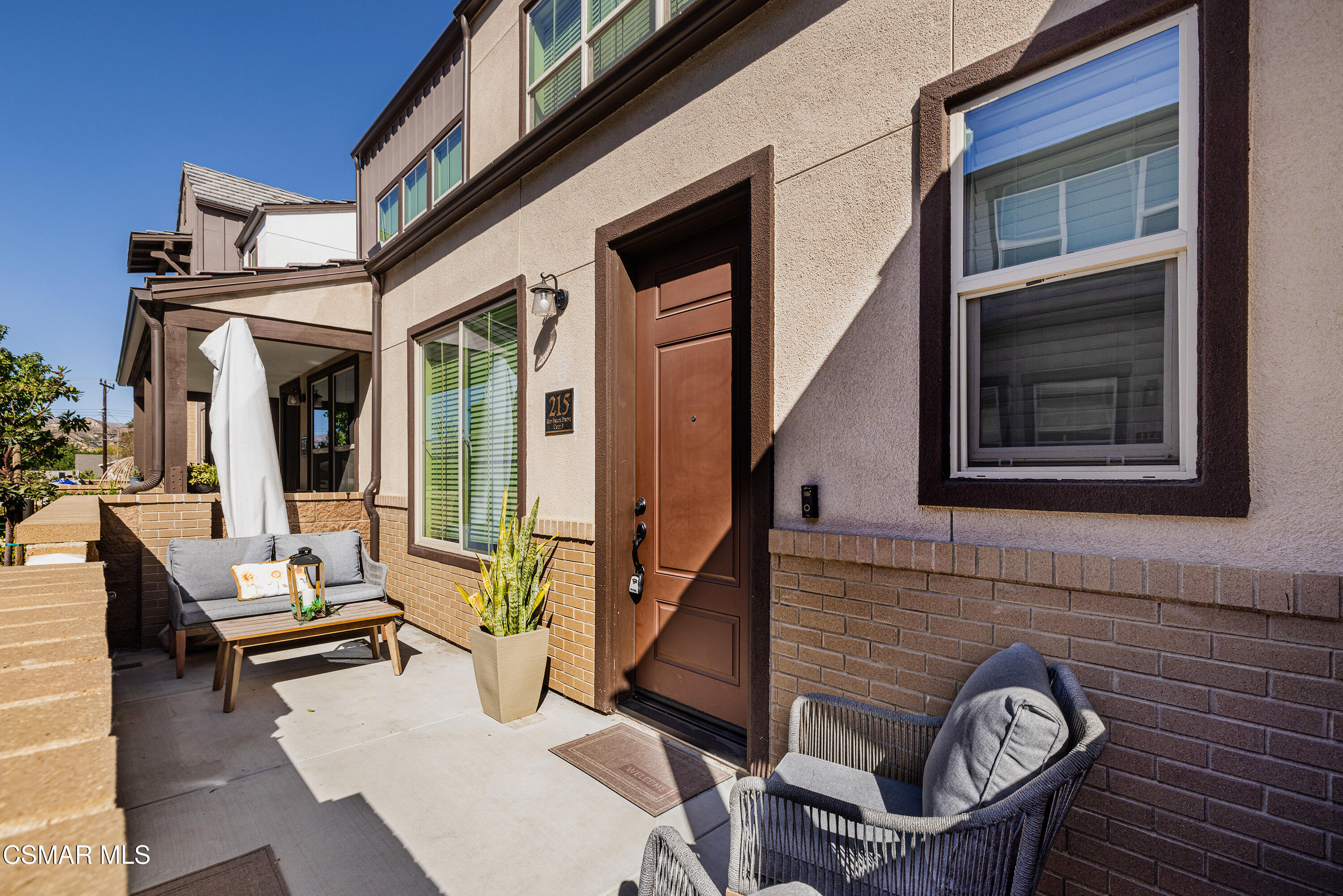 215 Red Brick Drive, Unit 3 Simi Valley, CA 93065 - Photo 4 of 29 RedBrick30