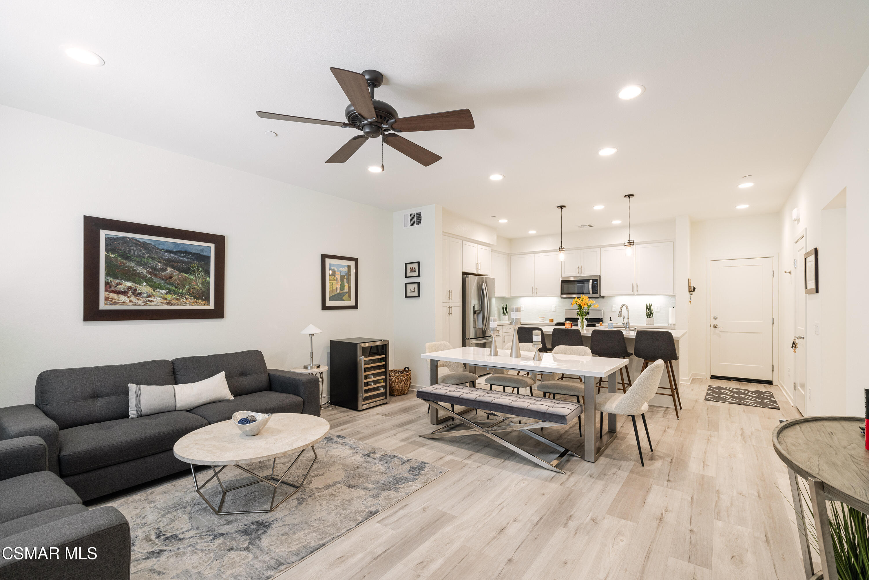 215 Red Brick Drive, Unit 3 Simi Valley, CA 93065 - Photo 7 of 29 RedBrick7