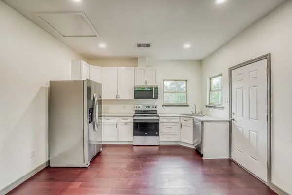 $1,495 | 3502 Longwood Drive, Unit B, Pasadena, TX 77503