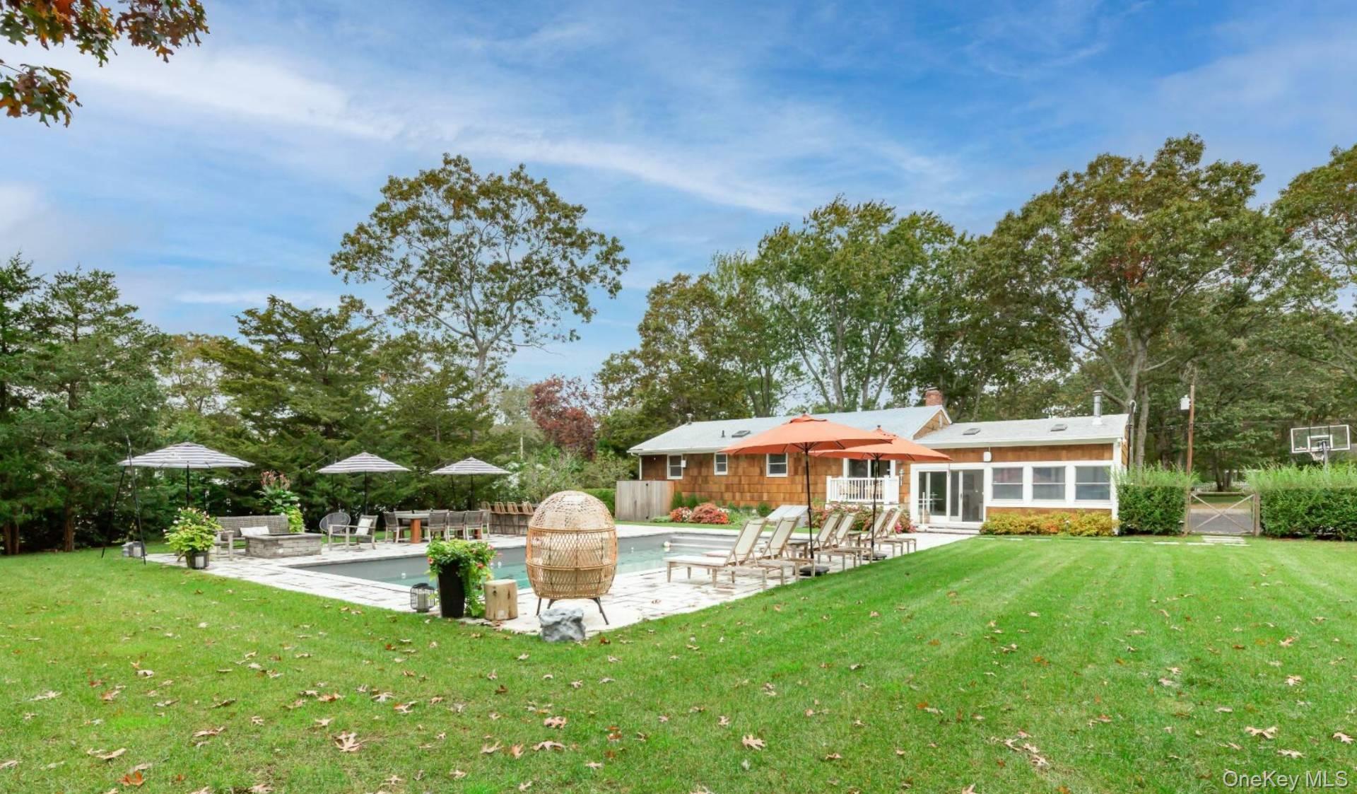 45 Sherwood Road Hampton Bays, NY 11946 - Photo 30 of 33