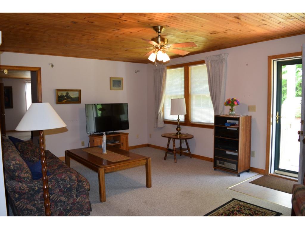95 Ten Rod Road Rochester, NH 03867 - Photo 3 of 25