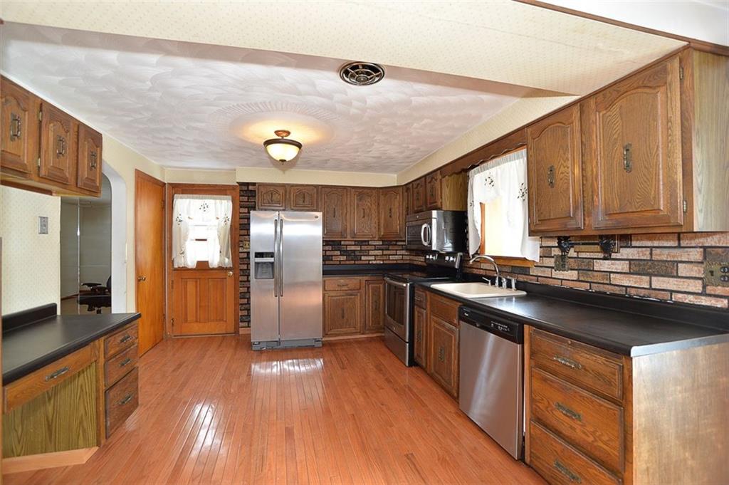 210 Boston Hollow Road Elizabeth, PA 15037 - Photo 6 of 16 Gallery Image 6