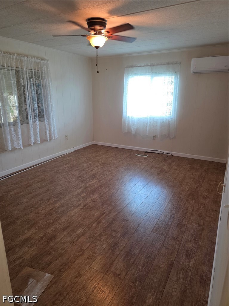 5 Hay Alva, FL 33920 - Photo 4 of 26