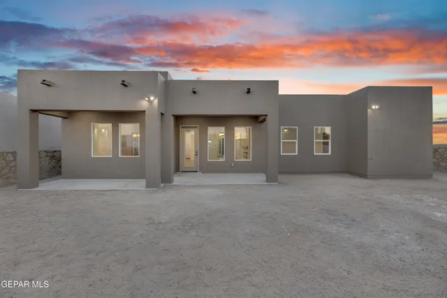 $551,950 | 260 Emerald Stone Lane, Horizon City, TX 79928