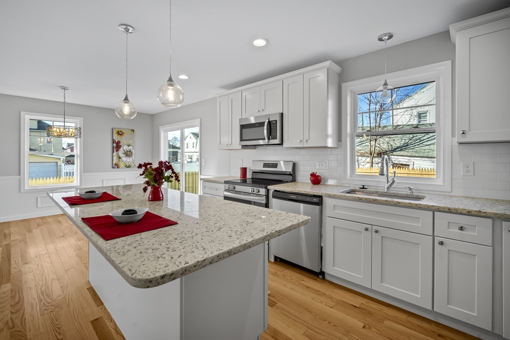 4 Wilber Street Springfield, MA 01104 - Photo 13 of 30