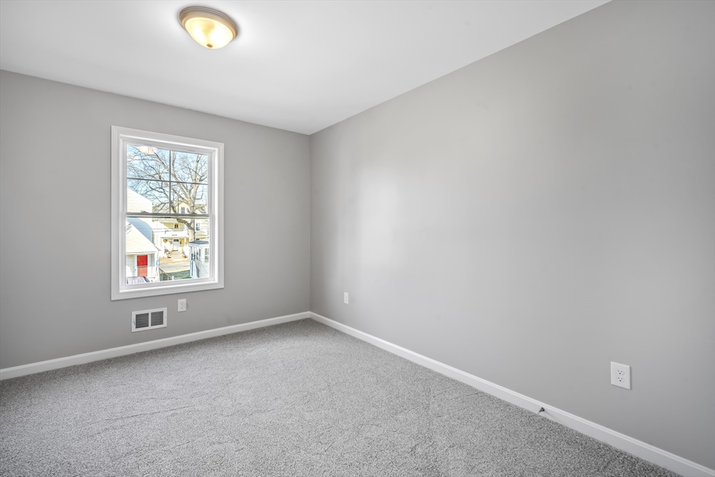 4 Wilber Street Springfield, MA 01104 - Photo 19 of 30