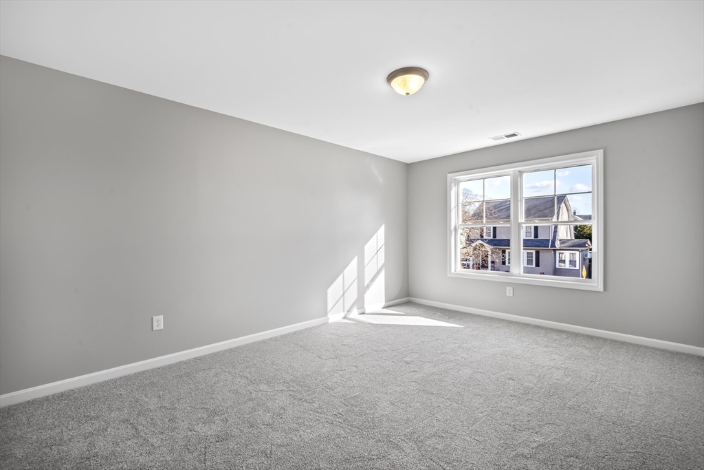 4 Wilber Street Springfield, MA 01104 - Photo 22 of 30