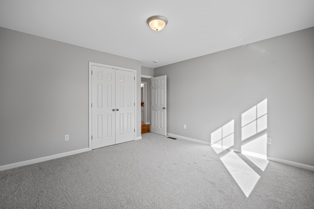 4 Wilber Street Springfield, MA 01104 - Photo 27 of 30