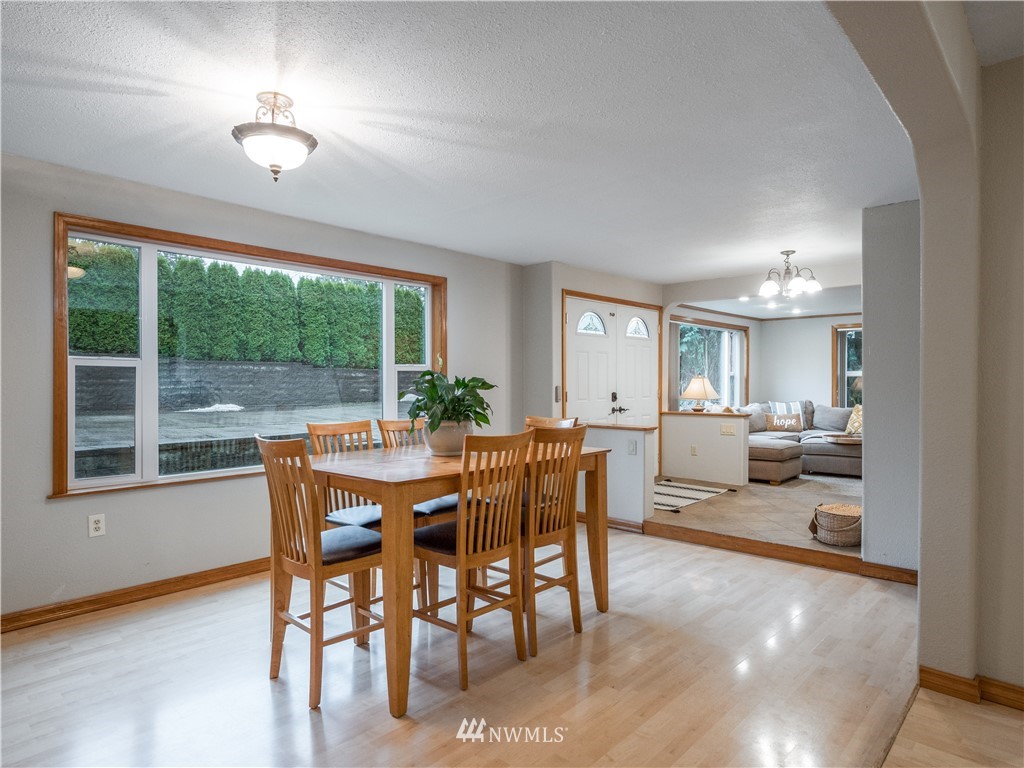 3103 Laurel Road Longview, WA 98632 - Photo 8 of 29 Gallery Image 8