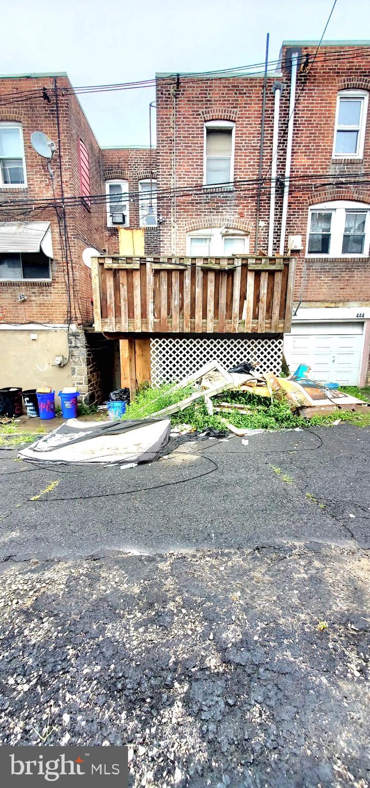 442 Woodcliffe Road Upper Darby, PA 19082 - Photo 6 of 6 a front view of a house with a yard