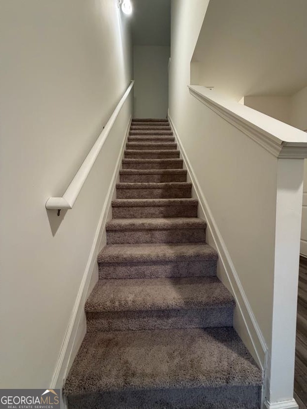 35300 Condor Court Southwest Atlanta, GA 30331 - Photo 12 of 31 a view of entryway