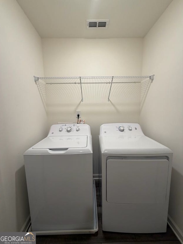 35300 Condor Court Southwest Atlanta, GA 30331 - Photo 27 of 31 a utility room with dryer and washer