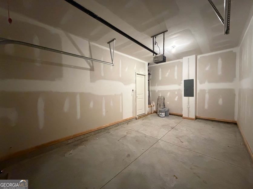 35300 Condor Court Southwest Atlanta, GA 30331 - Photo 29 of 31 a view of a garage