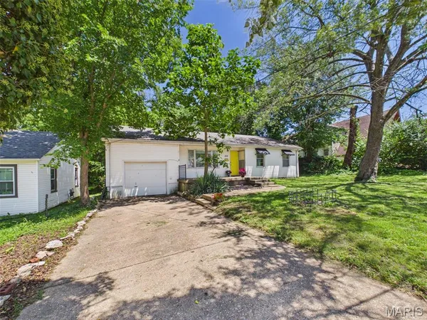 $151,200 | 250 Sherman Avenue, Lebanon, MO 65536