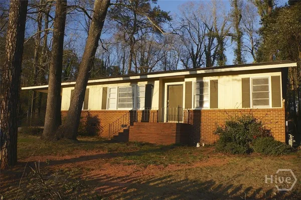 $1,500 | 435 South Barnett Shoals Road, Athens, GA 30605