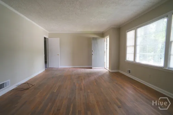 $1,500 | 435 South Barnett Shoals Road, Athens, GA 30605