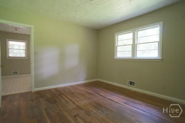 $1,500 | 435 South Barnett Shoals Road, Athens, GA 30605