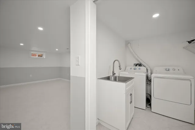 $790,000 | 4100 Underwood Street, University Park, MD 20782