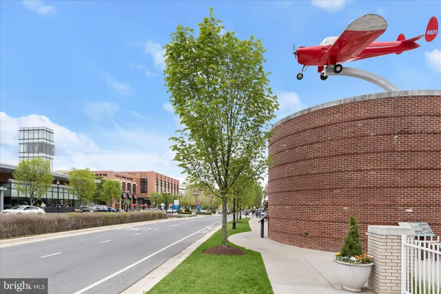 $790,000 | 4100 Underwood Street, University Park, MD 20782