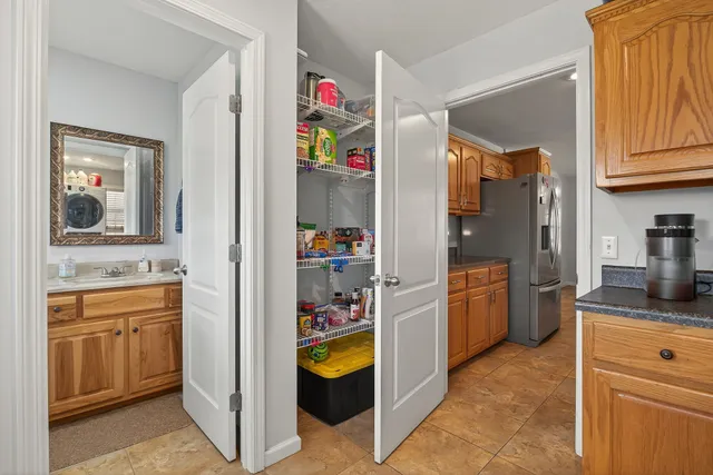 a view of walk in closet