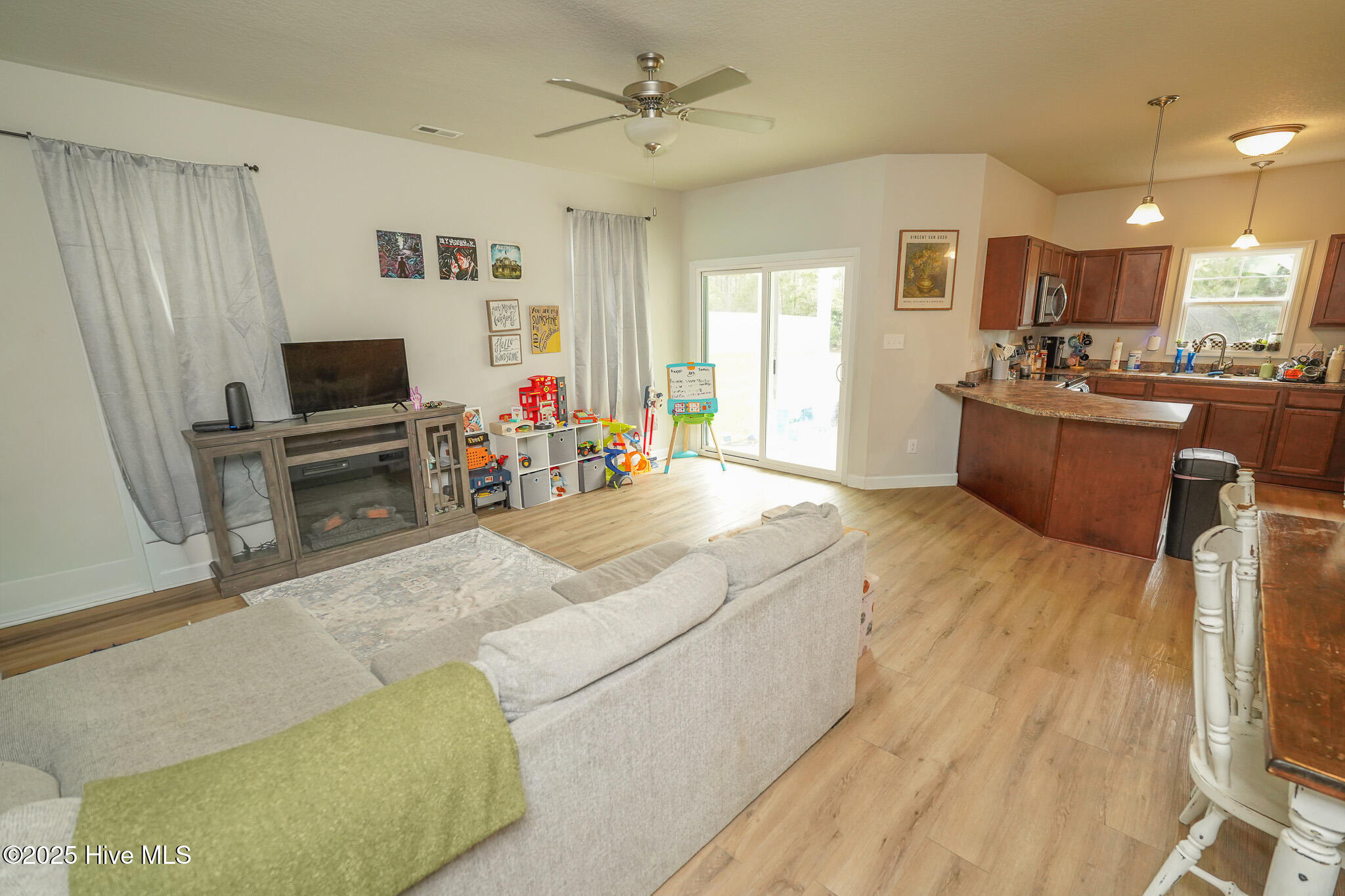 256 Currituck Drive Holly Ridge, NC 28445 - Photo 5 of 24 DSC01263