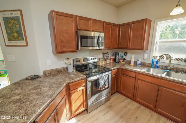 $272,500 | 256 Currituck Drive, Holly Ridge, NC 28445