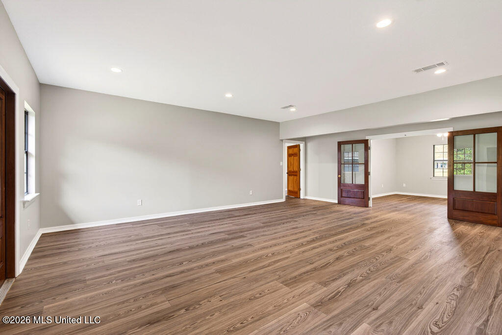 18265 Landon Road Gulfport, MS 39503 - Photo 50 of 83 Primary Living Room