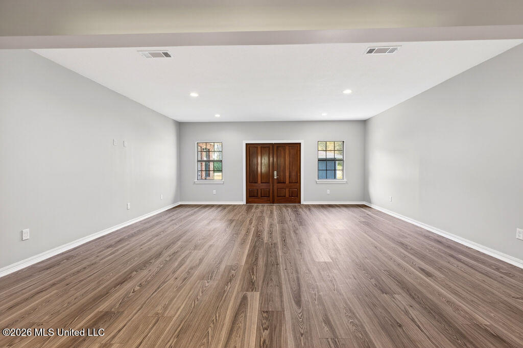 18265 Landon Road Gulfport, MS 39503 - Photo 54 of 83 Primary living room/ FLex space