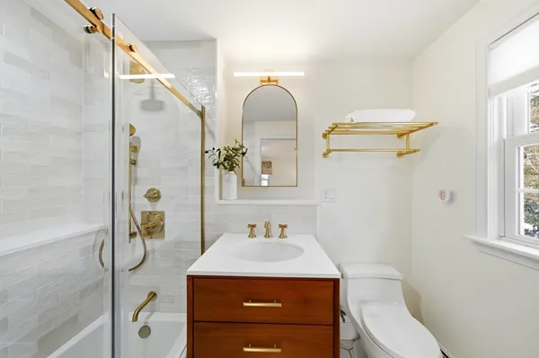 $2,149,000 | 8 Phinney Road, Lexington, MA 02421