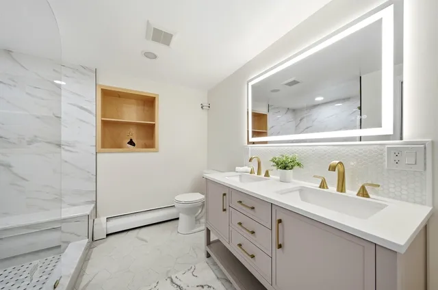 $2,199,000 | 8 Phinney Road, Lexington, MA 02421