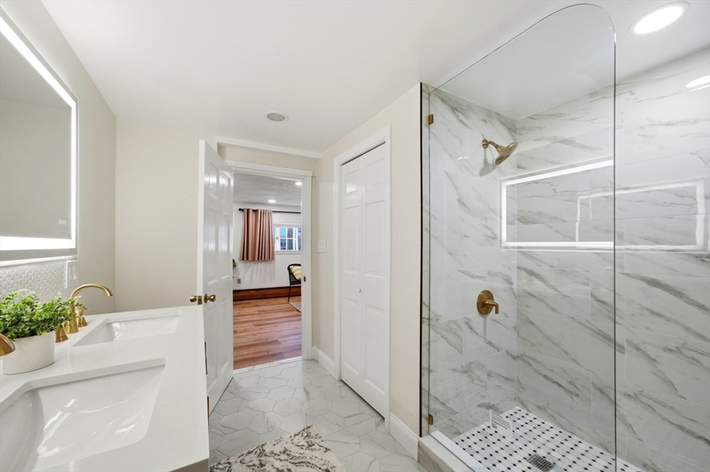 8 Phinney Road Lexington, MA 02421 - Photo 28 of 37