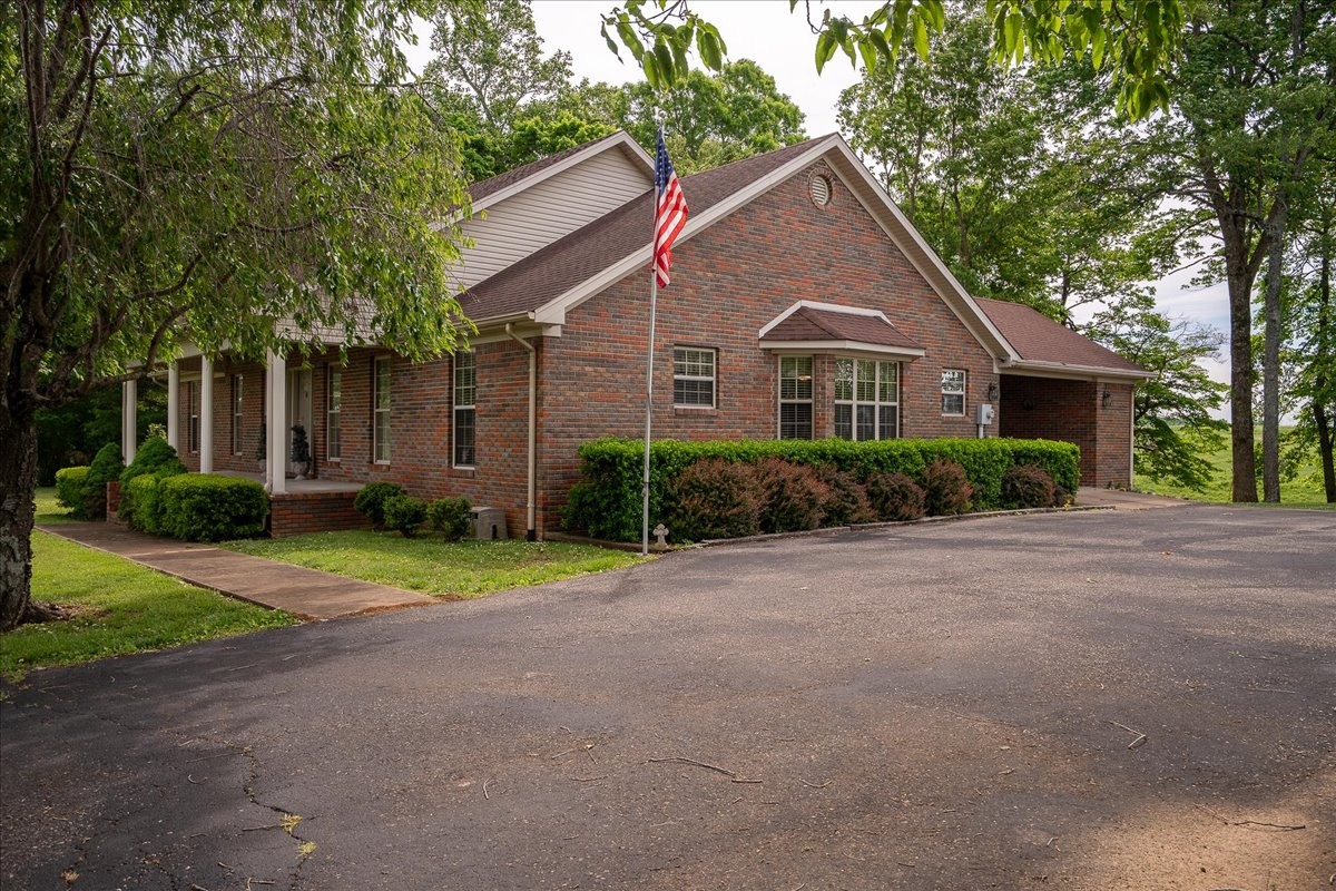 256 Ramah Road Leoma, TN 38468 - Photo 5 of 42