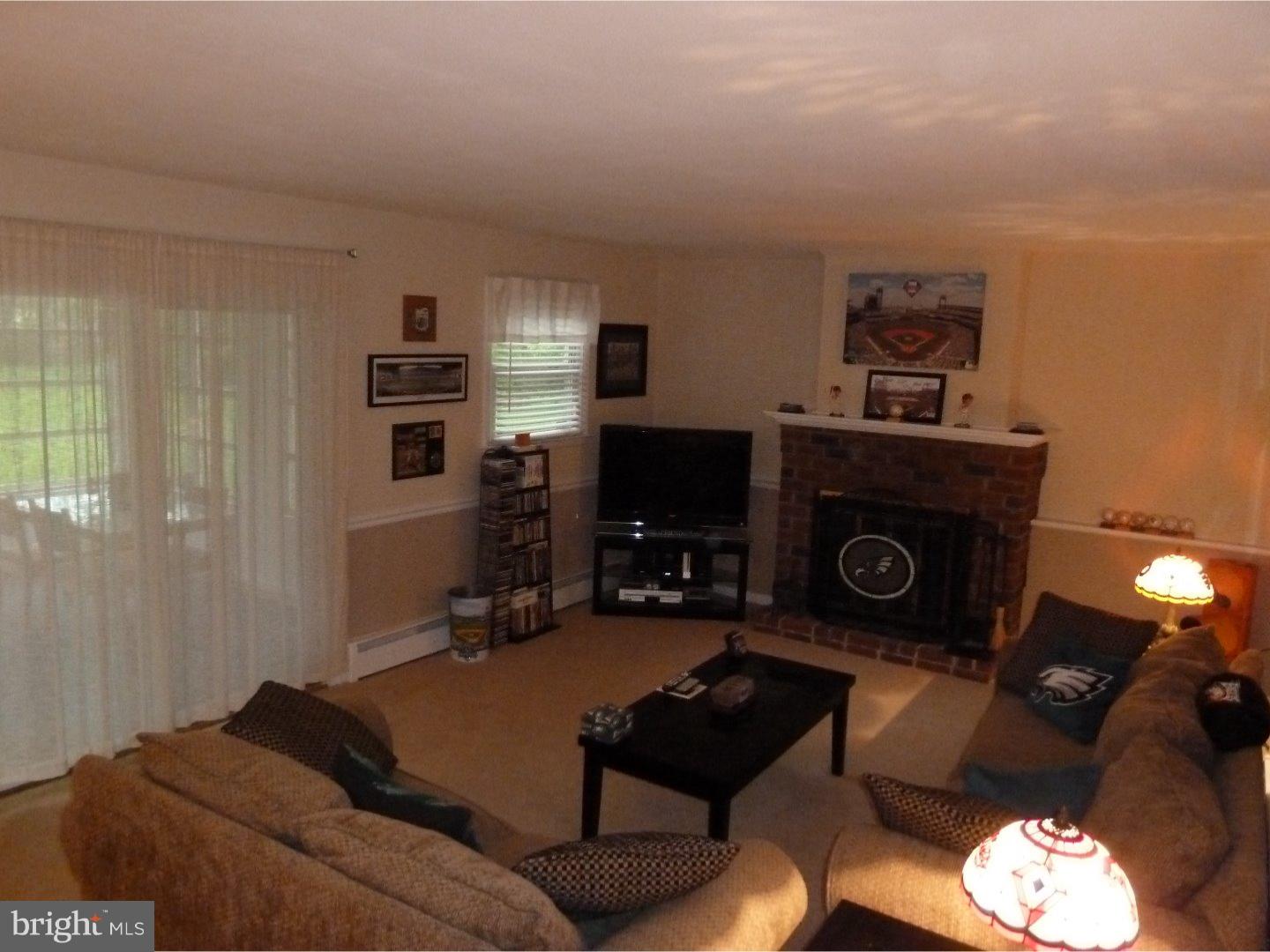 1120 Sparrow Road Audubon, PA 19403 - Photo 16 of 25 Family Room