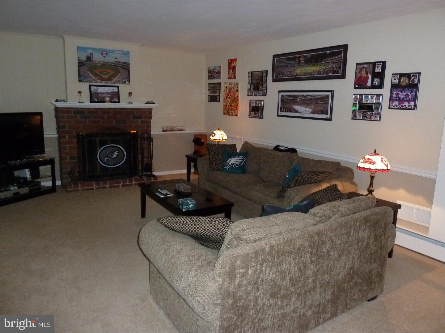1120 Sparrow Road Audubon, PA 19403 - Photo 17 of 25 Family Room