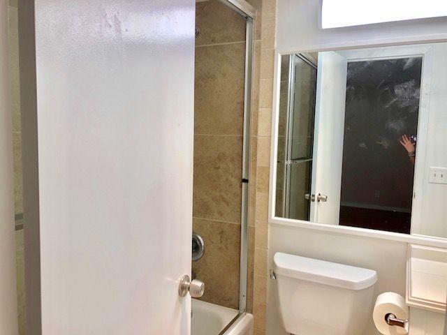 1067 Cornwall East Boca Raton, FL 33434 - Photo 11 of 21 Master Bathroom