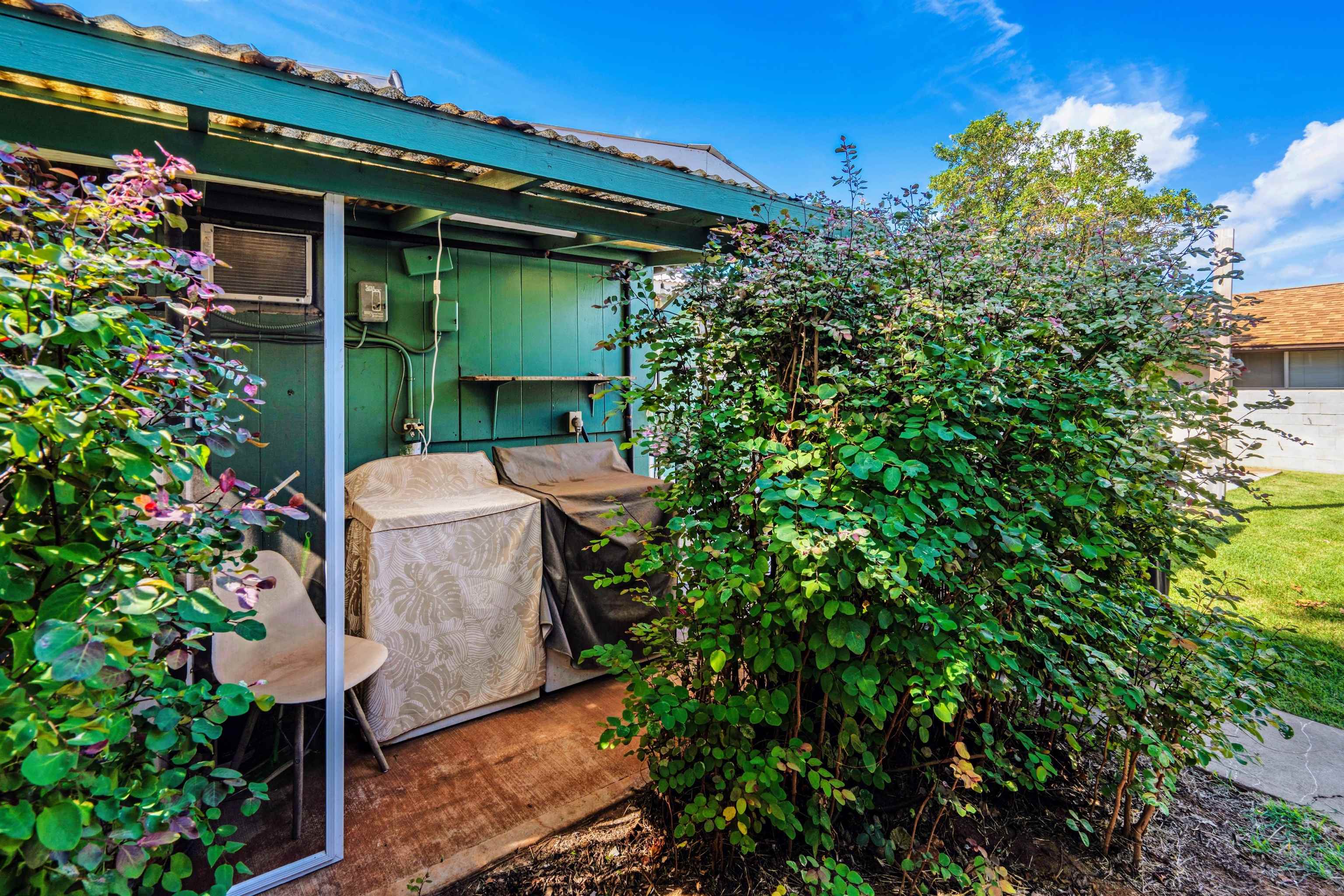 339 Manini Place Kihei, HI 96753 - Photo 23 of 34 a view of a chair of the house