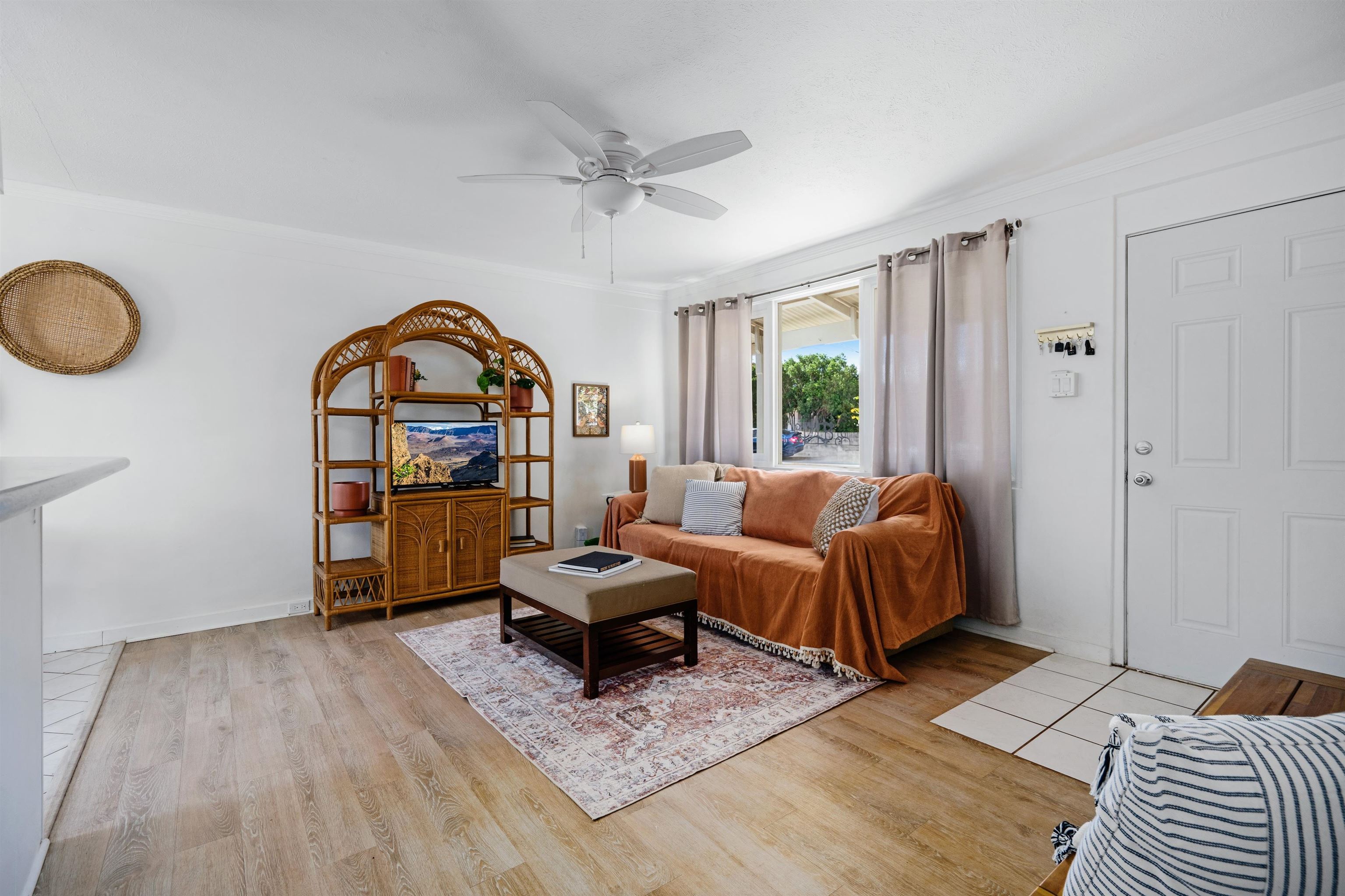 339 Manini Place Kihei, HI 96753 - Photo 3 of 34 a living room with furniture and a window