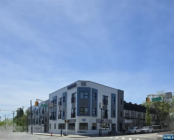 $2,700 | 512 Kearny Avenue, Unit 301, Kearny, NJ 07032