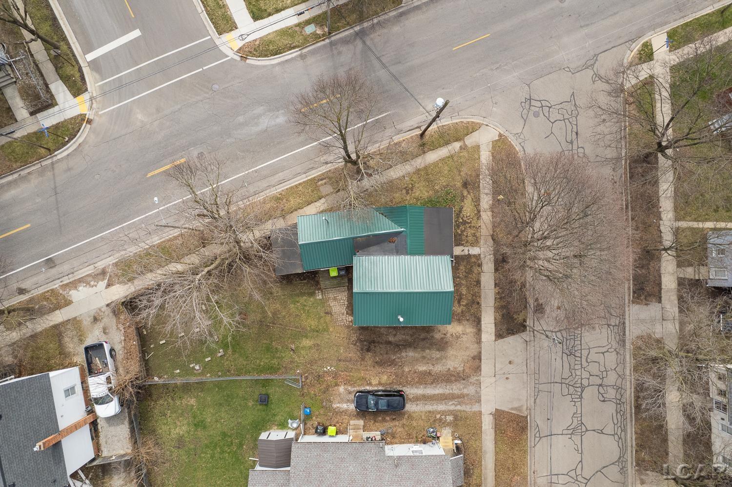 206 Ormsby Street Adrian, MI 49221 - Photo 31 of 37